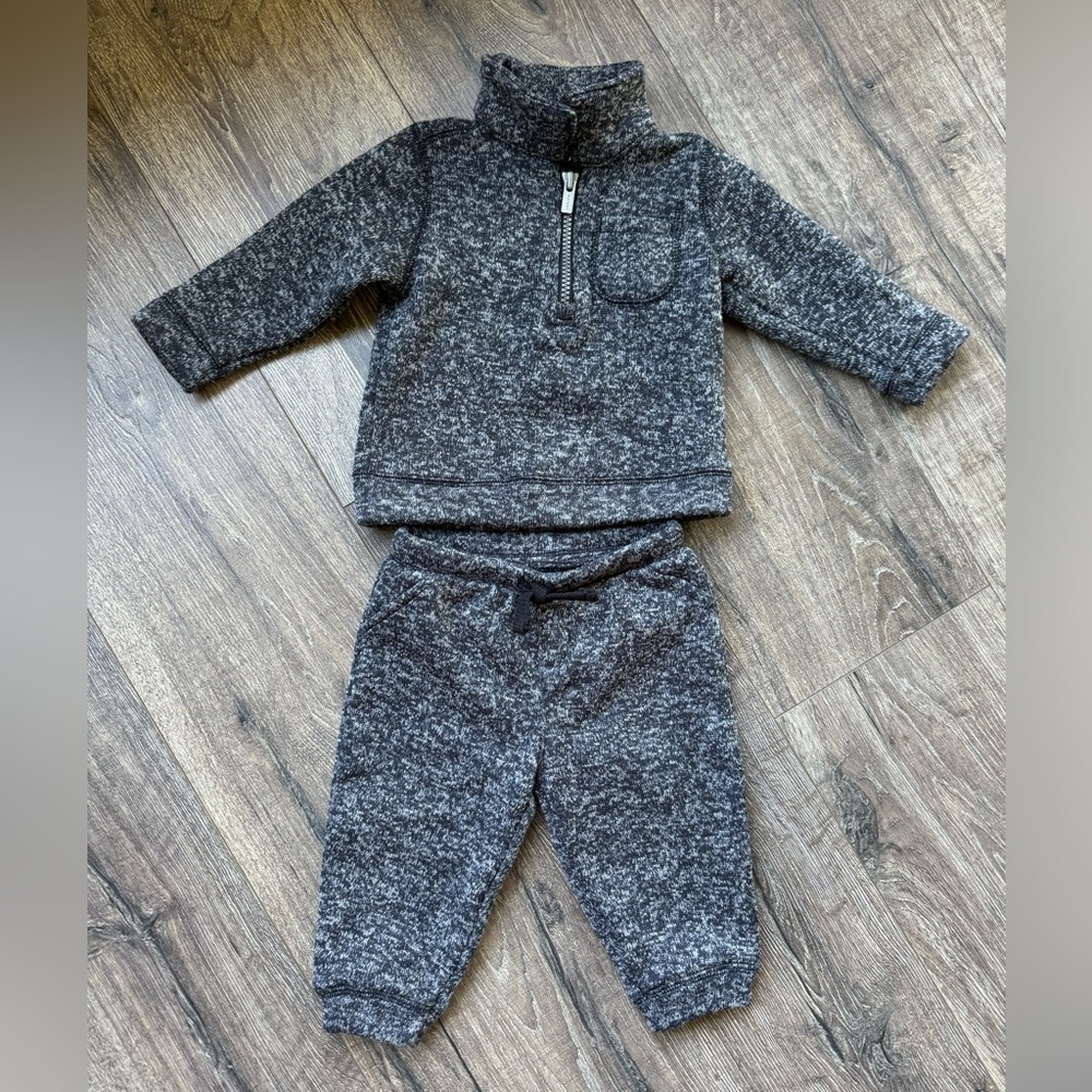 Old Navy Infant Gray Jogger Set Size 6-12 months